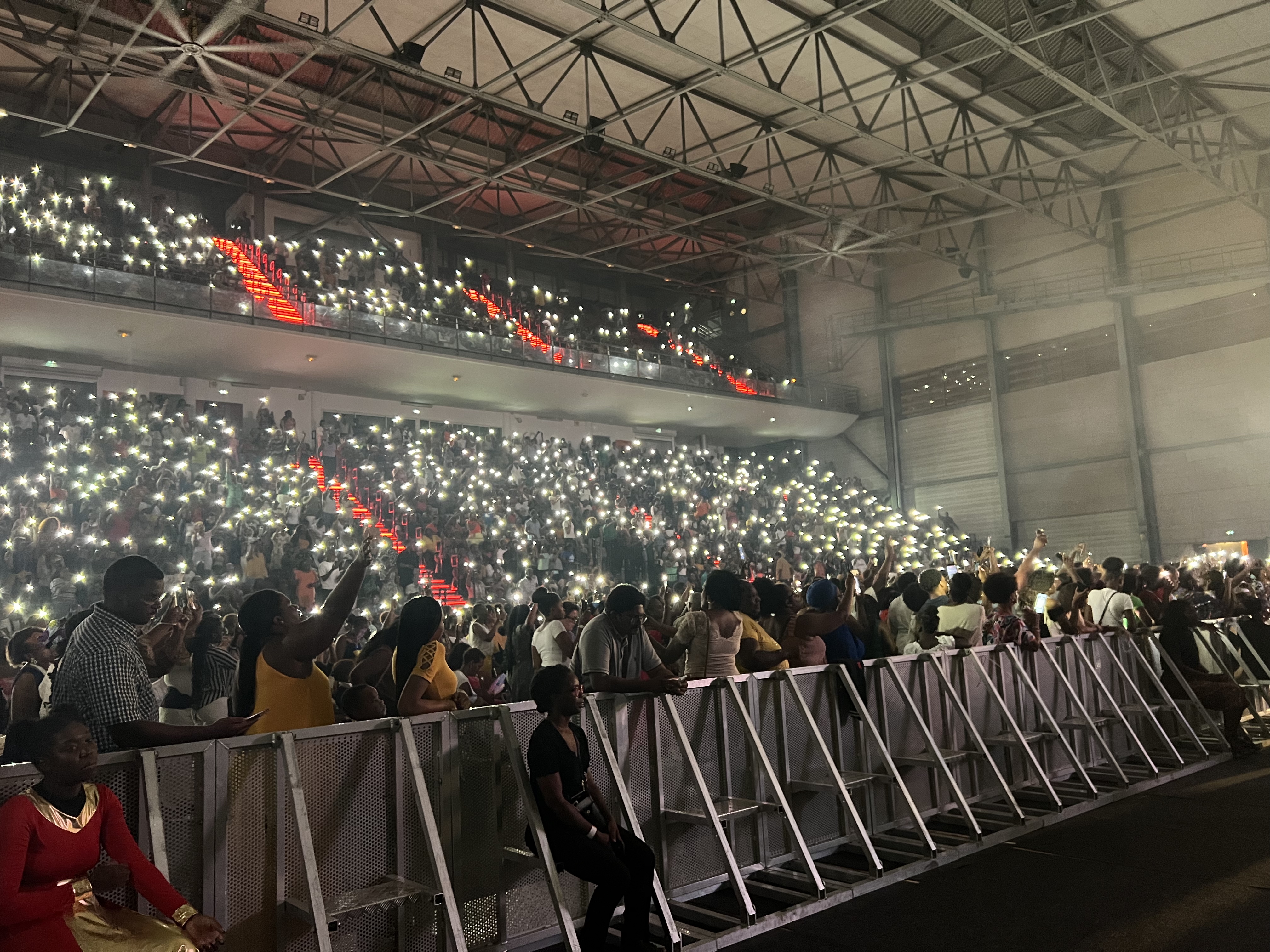 Public Dena 1.jpg (6.97 MB)